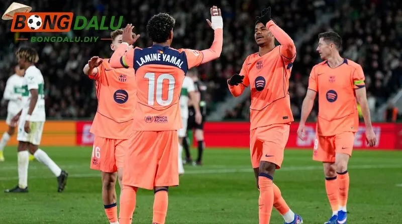 Soi kèo Elche vs Barcelona
